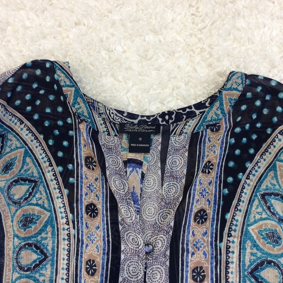 Lucky Brand Blue Patterned Button Down Blouse Top - Picture 2 of 3